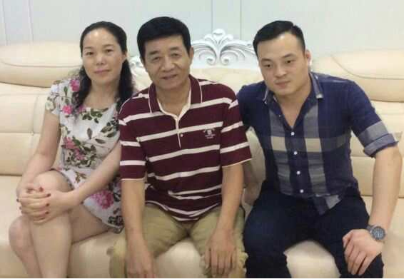 增發(fā)變成舞臺 當增發(fā)變成舞臺——唐風采合肥分店長羅姐的唐風采之緣2
