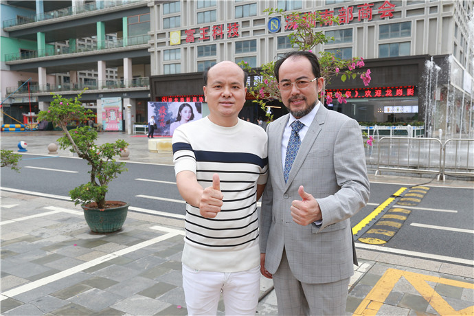 男士假發(fā)定制要多久時(shí)間 \